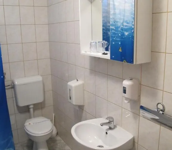 Гостевой дом And Degenija 3*