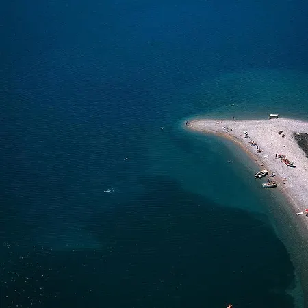 And Degenija Starigrad Paklenica